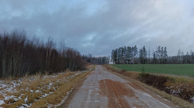 autocela darbi bezsniega